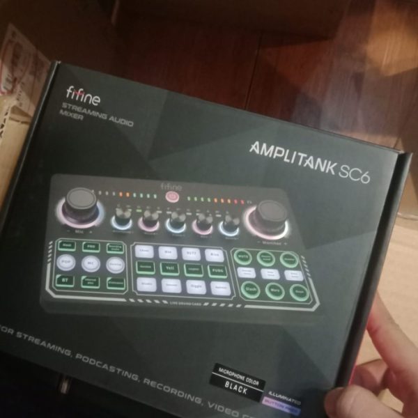 FIFINE SC6 Live Streaming Audio Console Mixer Soundcard - Image 4